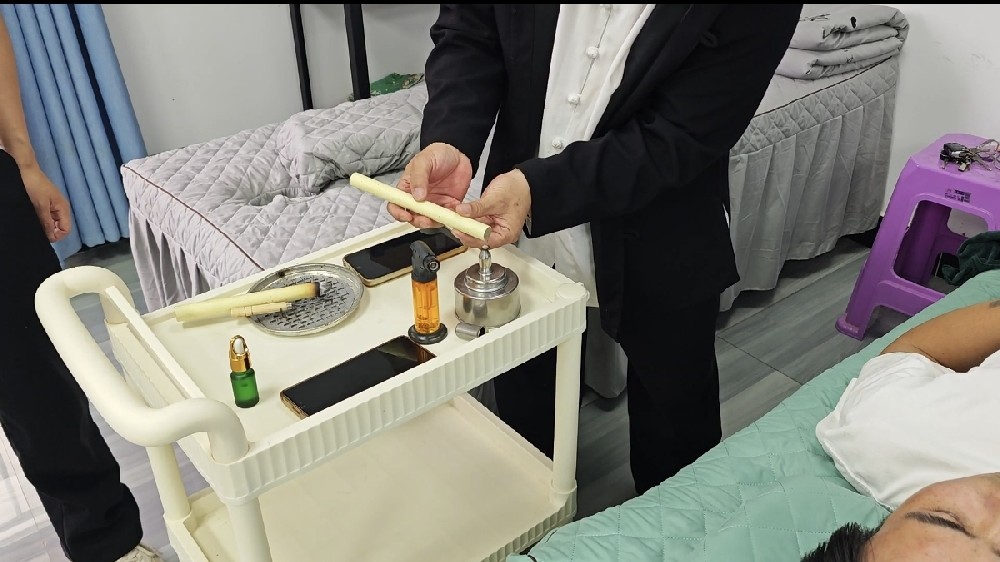 基础艾灸入门指南：手把手教你如何艾灸！